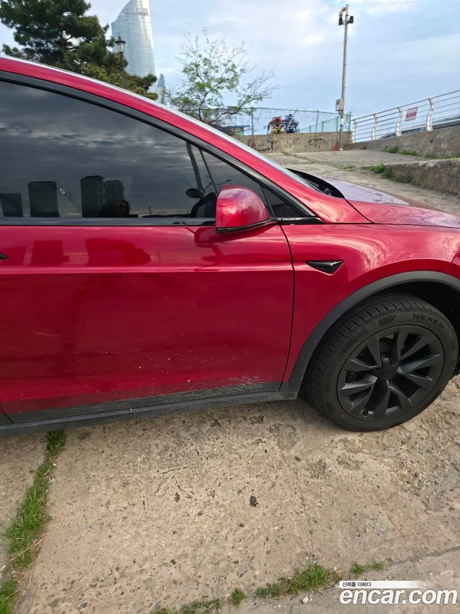 Tesla Model X AWD 2023 — миниатюра 4
