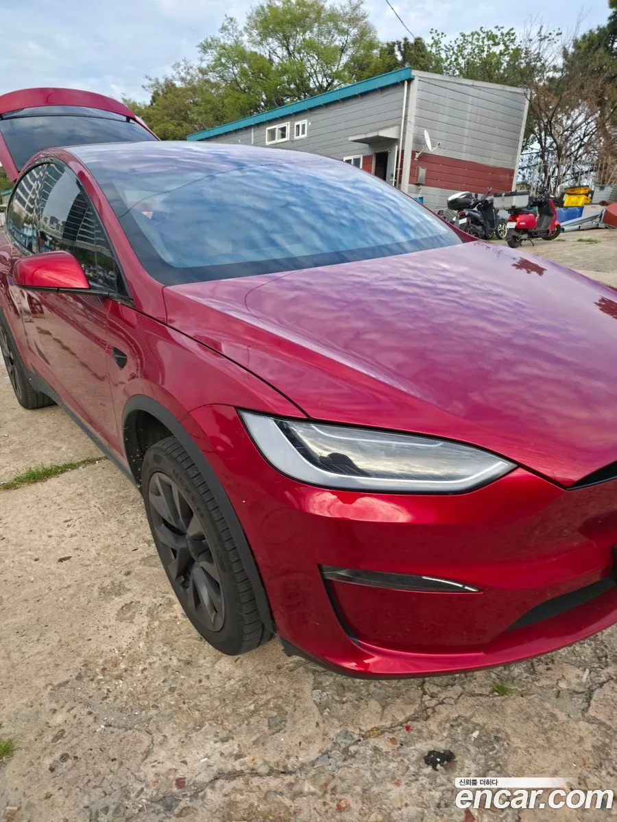 Tesla Model X AWD 2023 — фото 1, купить с доставкой в Москву