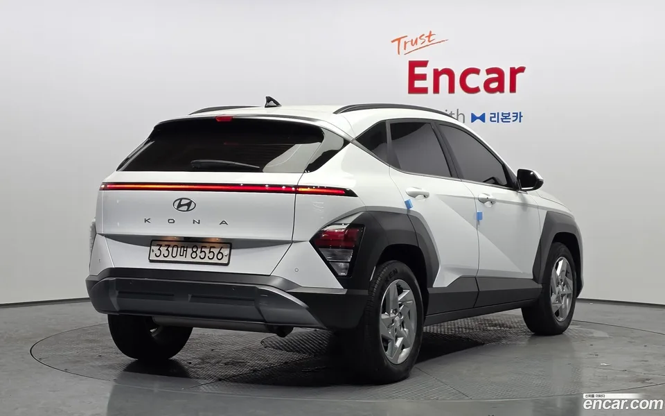 Hyundai Kona 1.6 2WD 2023 — миниатюра 2