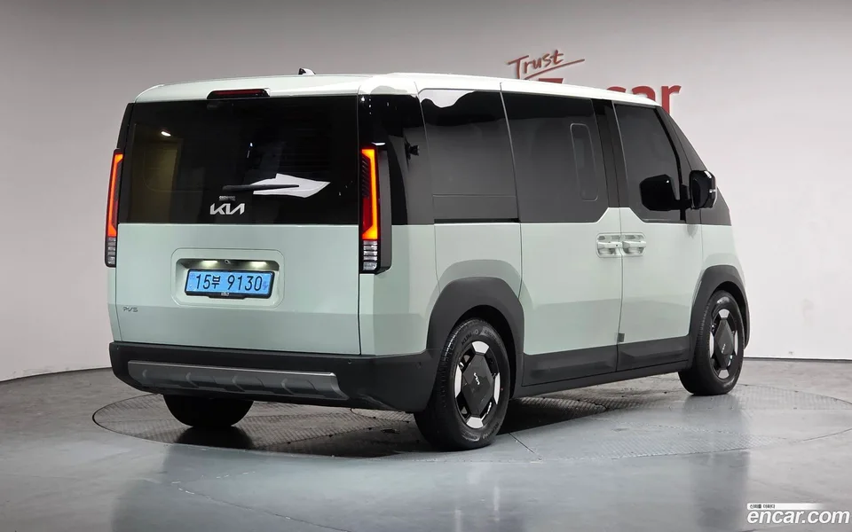 Kia PV5 2025 — миниатюра 2