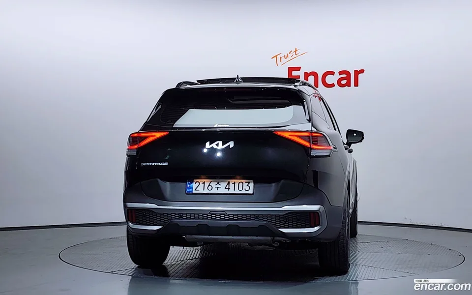 Kia Sportage 1.6 2WD 2023 — миниатюра 4