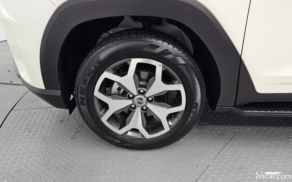 KG Mobility Torres 1.5 2WD 2023 — миниатюра 5