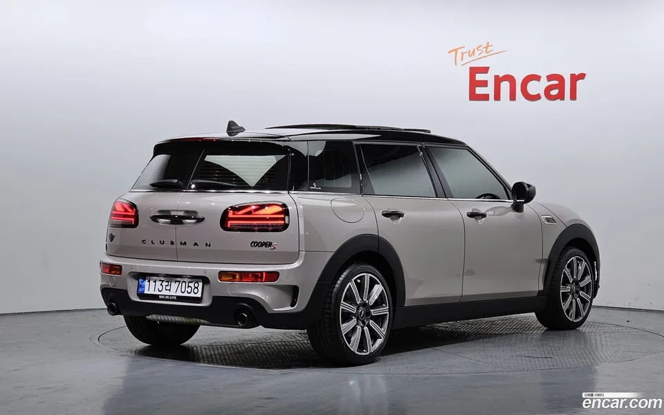 MINI Cooper S Clubman 2022 — миниатюра 2