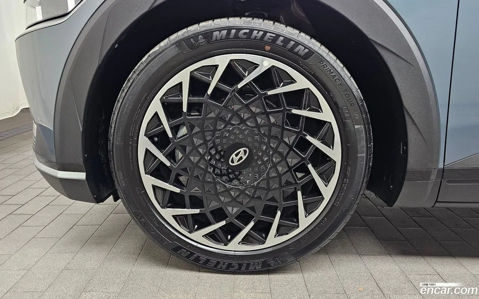 Hyundai Ioniq 5 AWD 2024 — миниатюра 5
