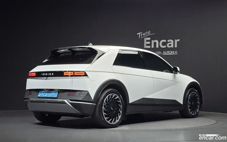 Hyundai Ioniq 5 2024 — миниатюра 2