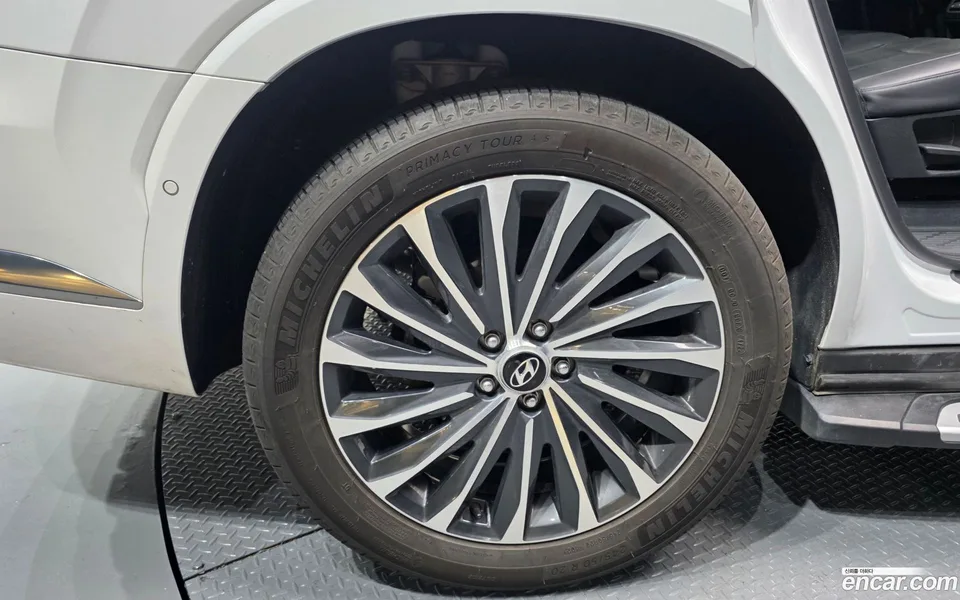 Hyundai Palisade 2.2 2WD 2023 — миниатюра 5