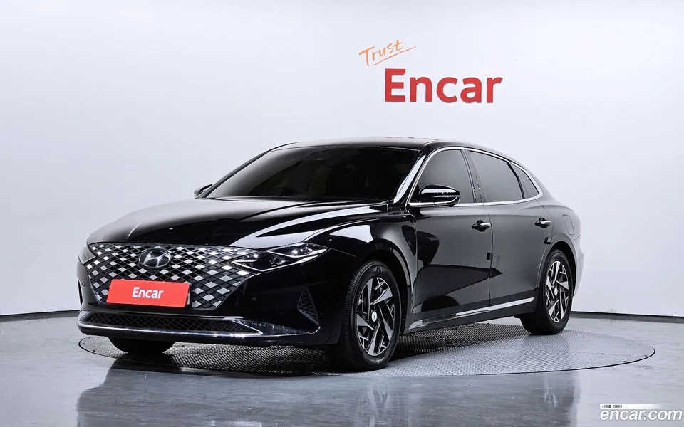 Hyundai Grandeur IG Hybrid 2022 — фото 1, купить с доставкой в Москву