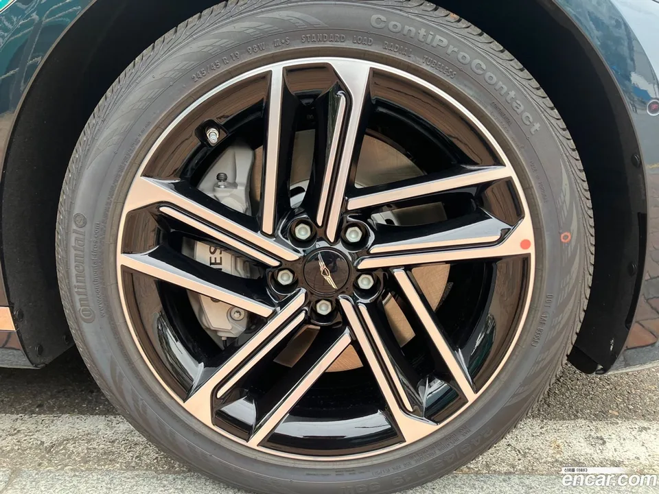 Genesis G80 2.5 2WD 2024 — миниатюра 5