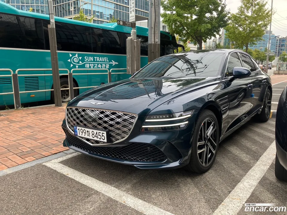 Genesis G80 (RG3) 2.5 2WD 2024 — фото 1, купить с доставкой в Москву