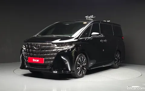 Toyota Alphard 2024 buy in Moscow