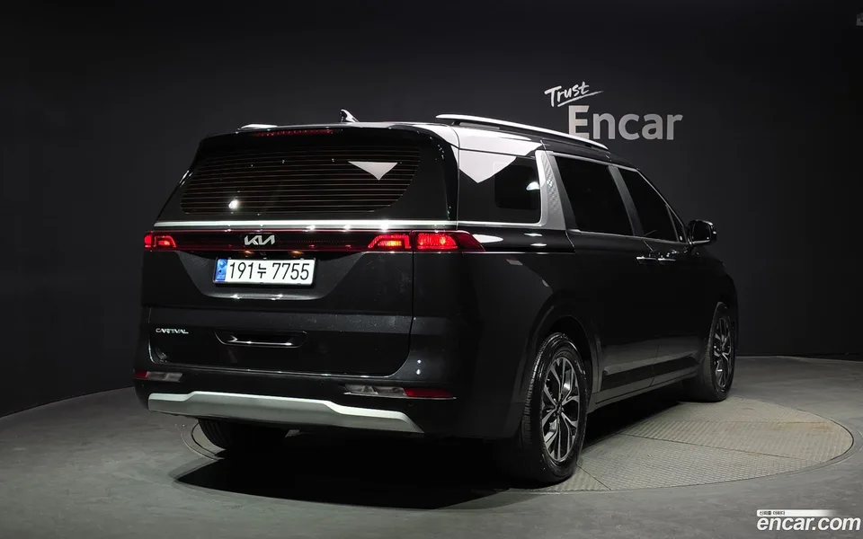 Kia Carnival 9 2022 — миниатюра 2