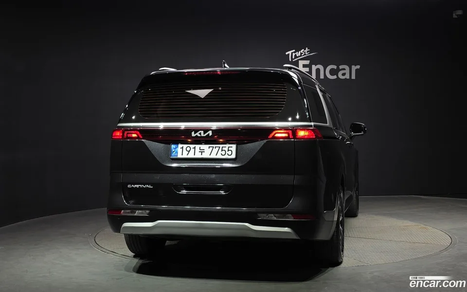 Kia Carnival 9 2022 — миниатюра 4