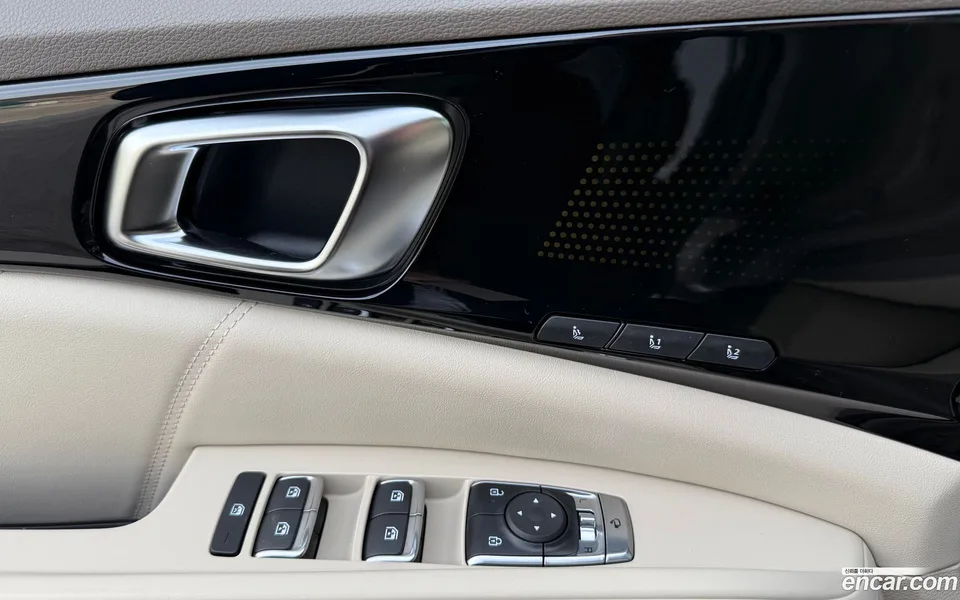 Kia Carnival HEV 7 X Line 2026 — миниатюра 2