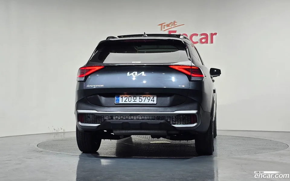 Kia Sportage Hybrid 4WD 2023 — миниатюра 4