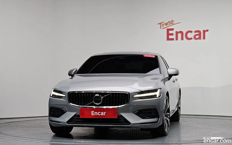 Volvo S60 B5 2023 — миниатюра 3