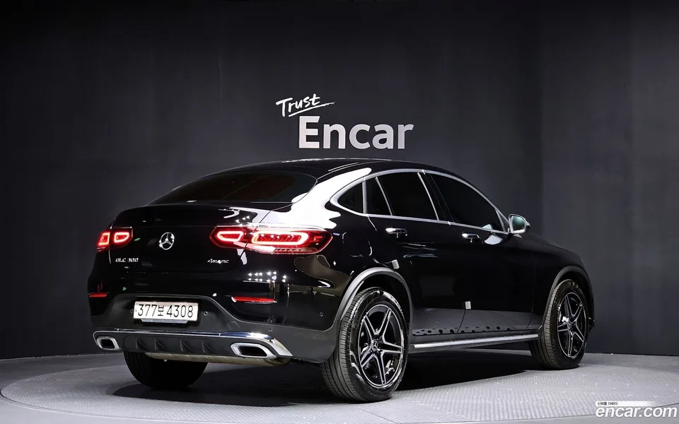 Mercedes-Benz GLC-Class GLC300 4MATIC 2023 — миниатюра 2