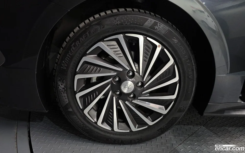 Hyundai Sonata Hybrid 2023 — миниатюра 5