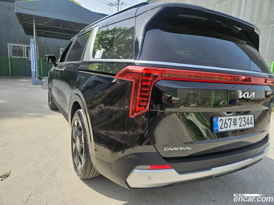 Kia Carnival HEV 9 2025 — миниатюра 2