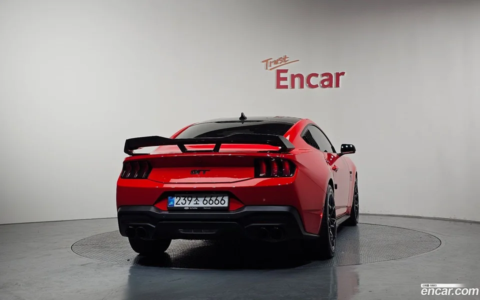 Ford Mustang 5.0 GT 2024 — миниатюра 4