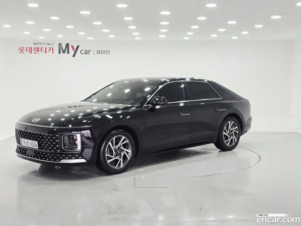 Hyundai Grandeur 2.5 2WD 2023 — фото 1, купить с доставкой в Москву