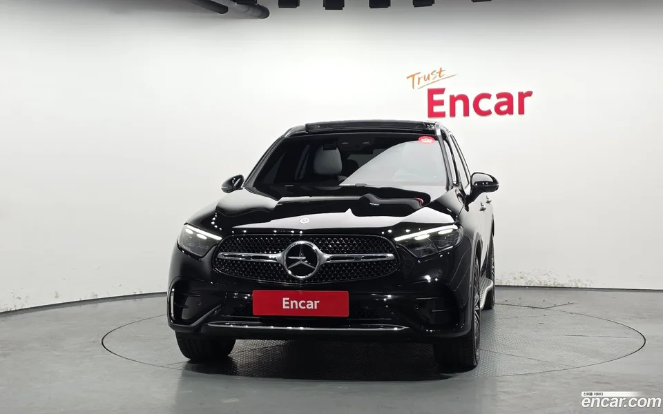 Mercedes-Benz GLC-Class GLC300 4MATIC AMG Line 2025 — миниатюра 3