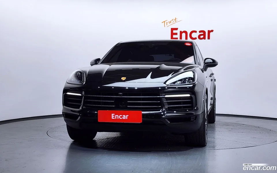 Porsche Cayenne 3.0 E- 2023 — миниатюра 3