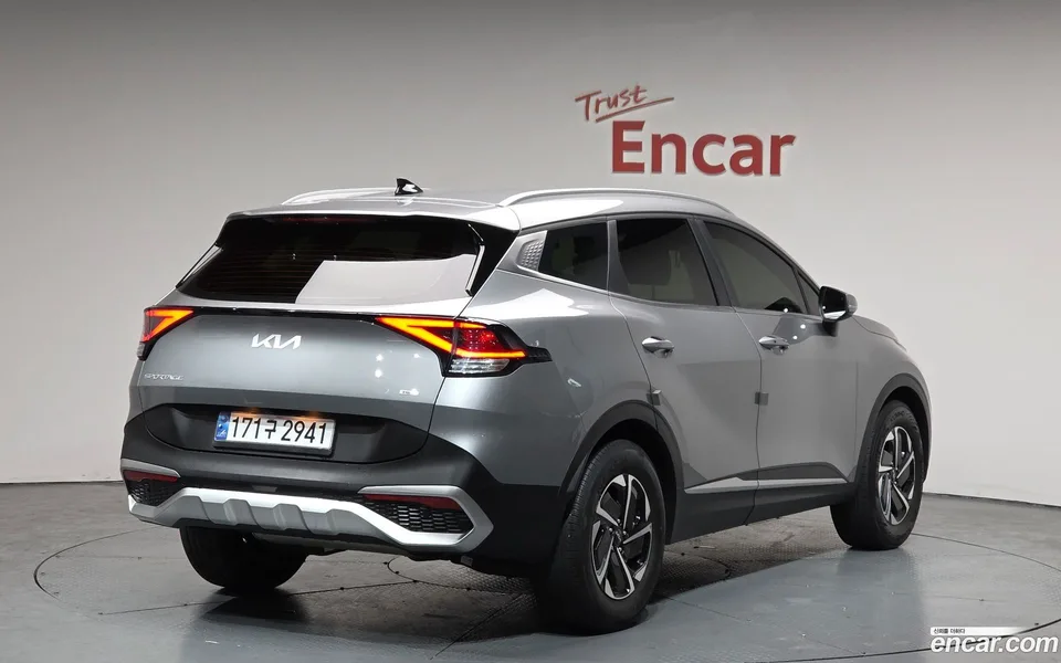 Kia Sportage Hybrid 4WD 2022 — миниатюра 2