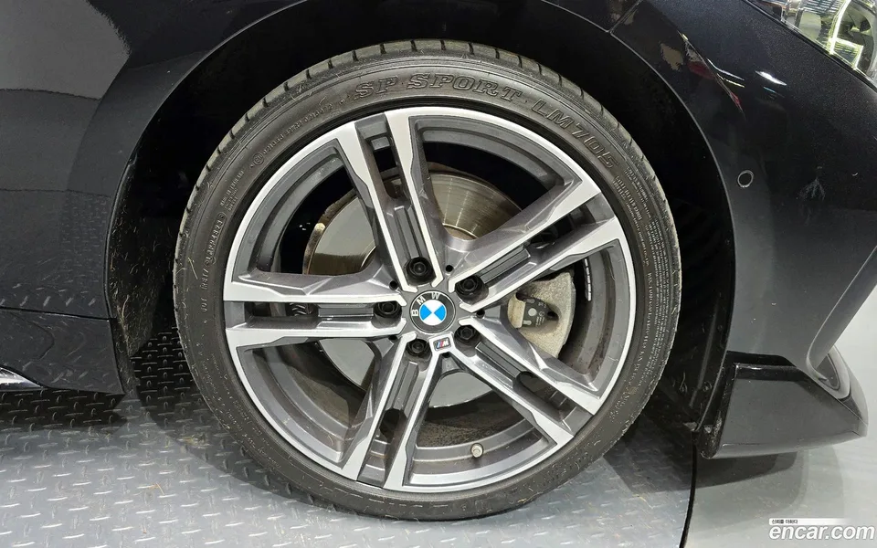 BMW 1 Series 120i M 2022 — миниатюра 5