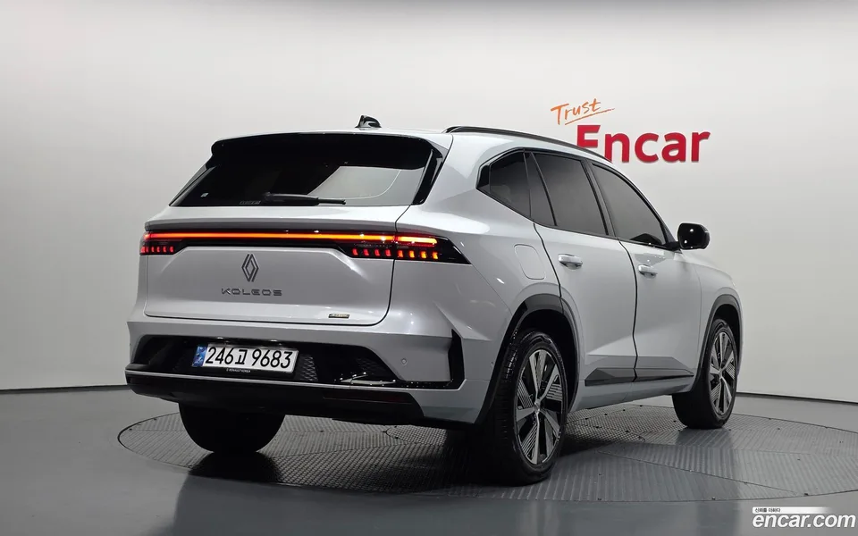 Renault Samsung Grand Koleos 1.5 E-TECH 2WD 2025 — миниатюра 2