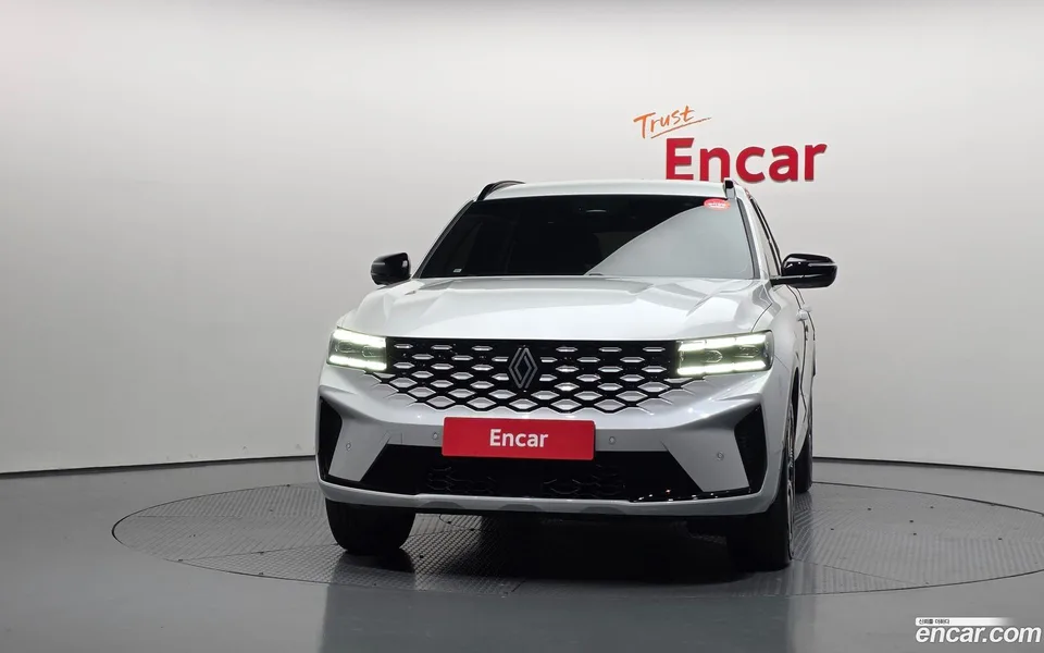 Renault Samsung Grand Koleos 1.5 E-TECH 2WD 2025 — миниатюра 3