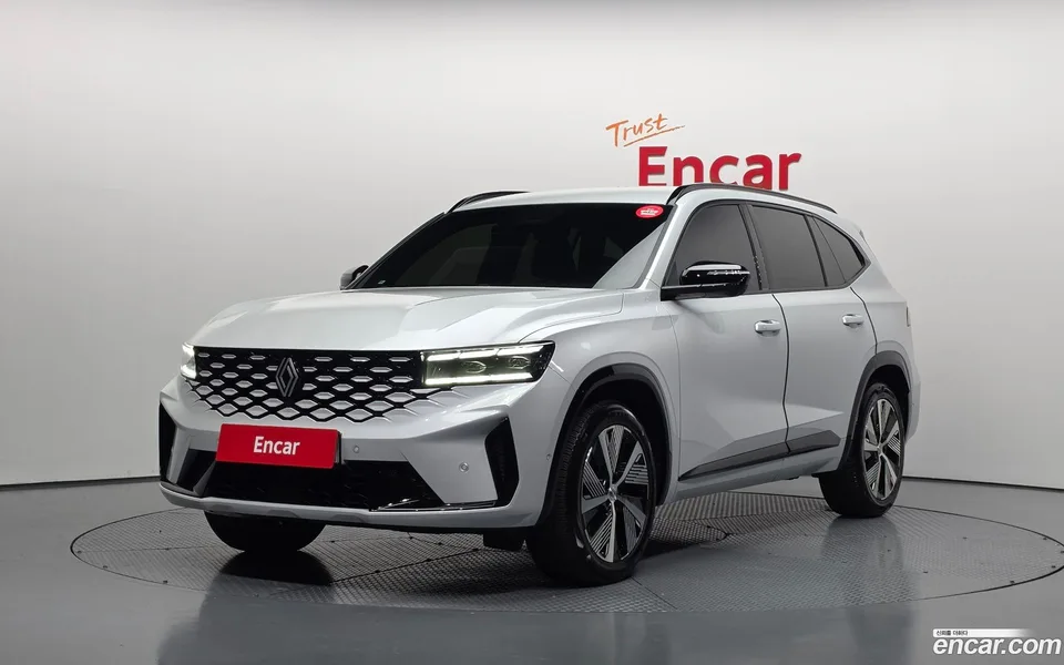 Renault Samsung Grand Koleos 1.5 E-TECH 2WD 2025 — фото 1, купить с доставкой в Москву