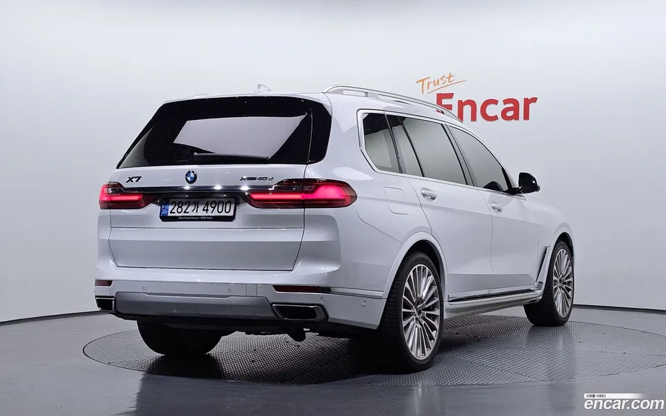 BMW X7 xDrive 40d 7 2022 — миниатюра 2