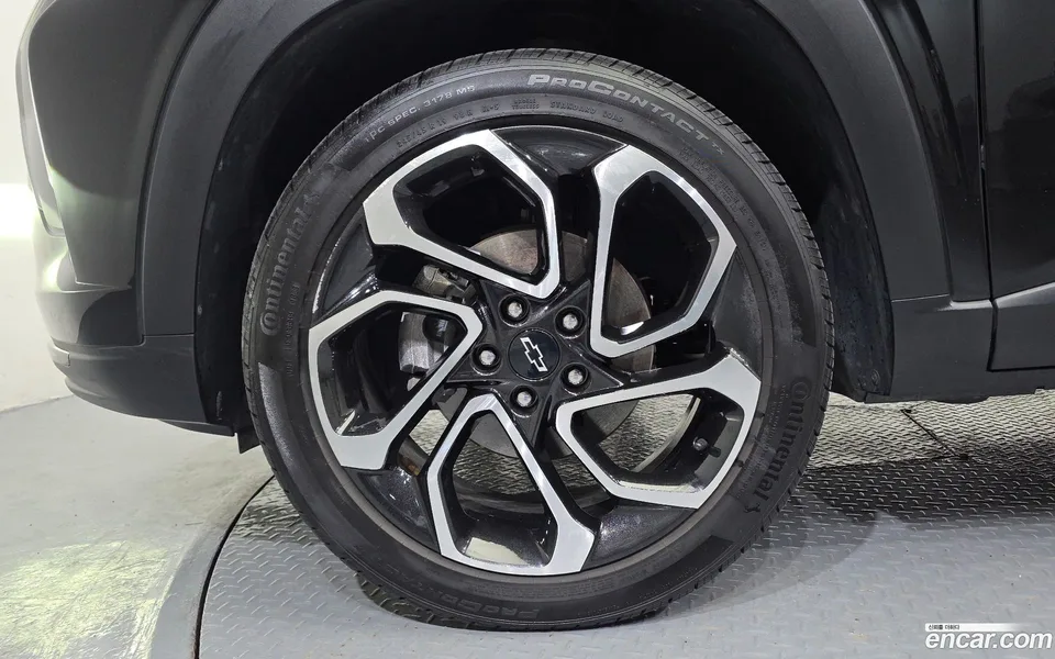 Chevrolet Trax Crossover 1.2 RS 2023 — миниатюра 5