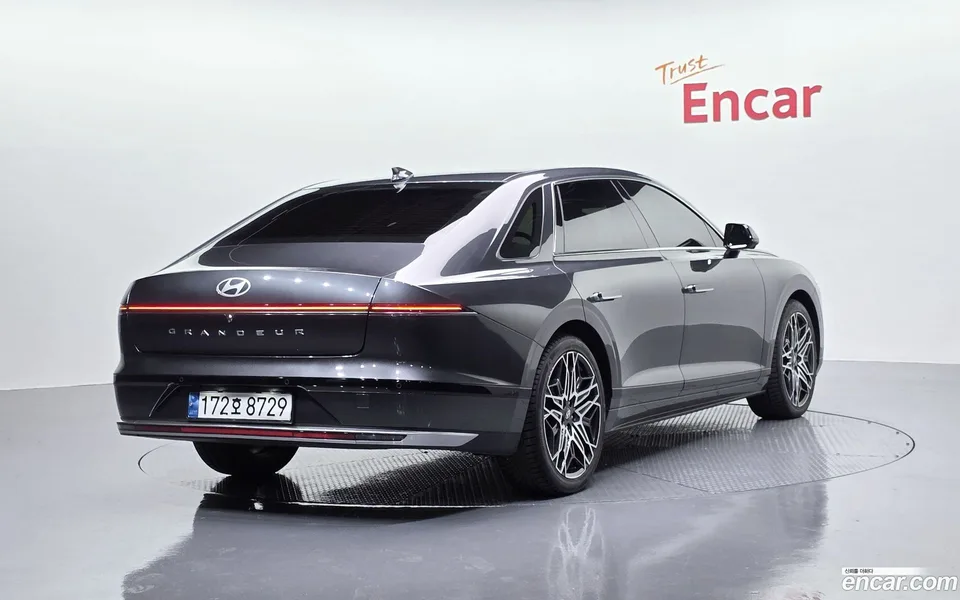 Hyundai Grandeur Hybrid 2023 — миниатюра 2