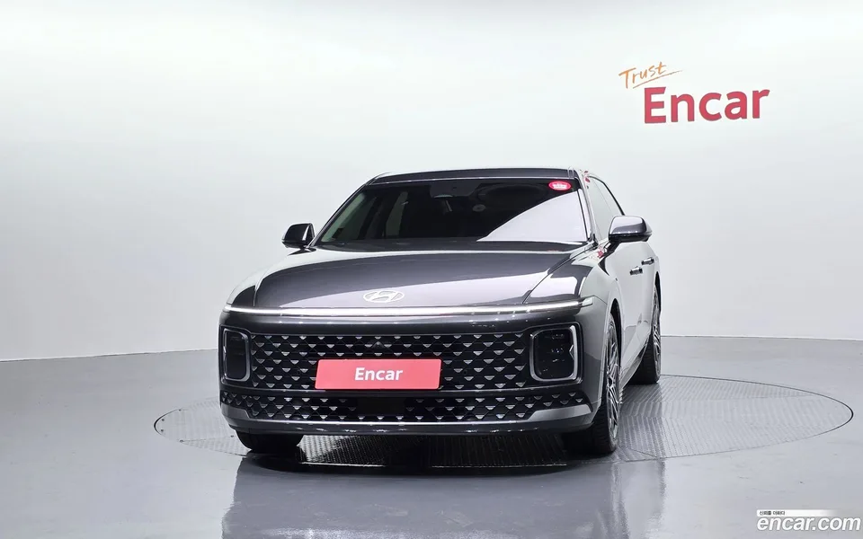 Hyundai Grandeur Hybrid 2023 — миниатюра 3