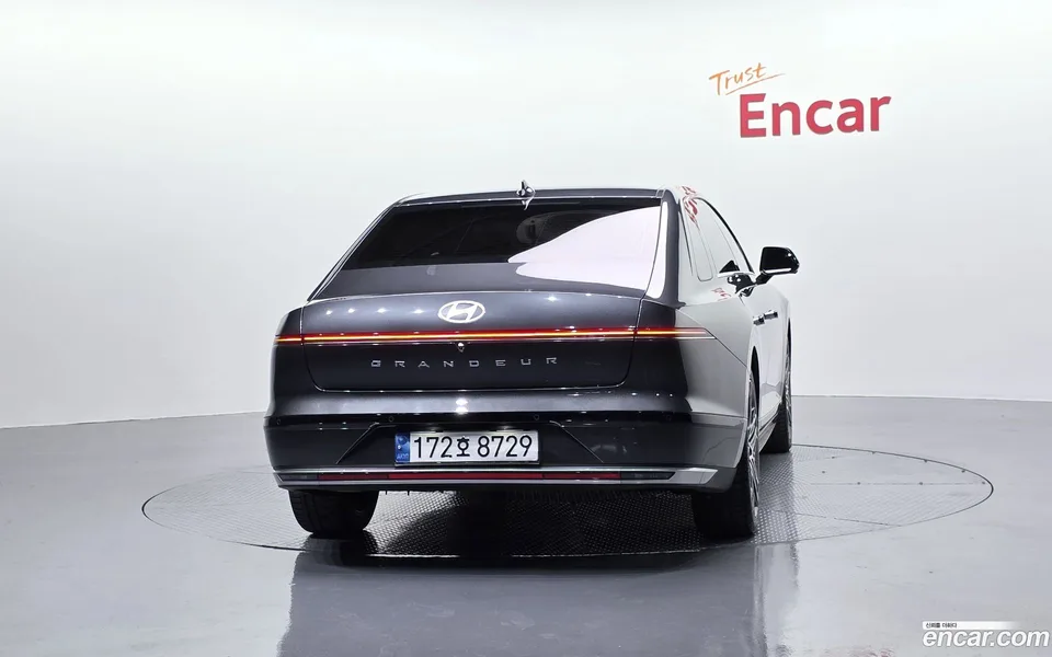 Hyundai Grandeur Hybrid 2023 — миниатюра 4