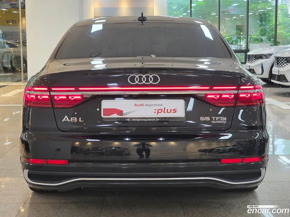 Audi A8 55 TFSI LWB 2023 — миниатюра 4