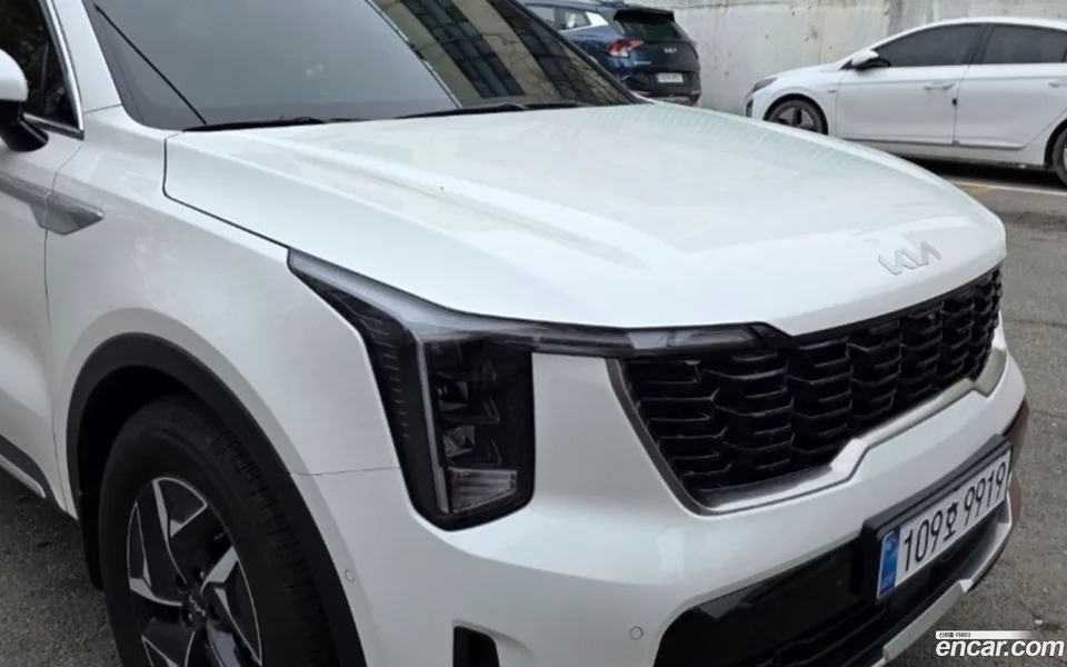 Kia Sorento HEV 1.6 2WD 2025 — фото 1, купить с доставкой в Москву