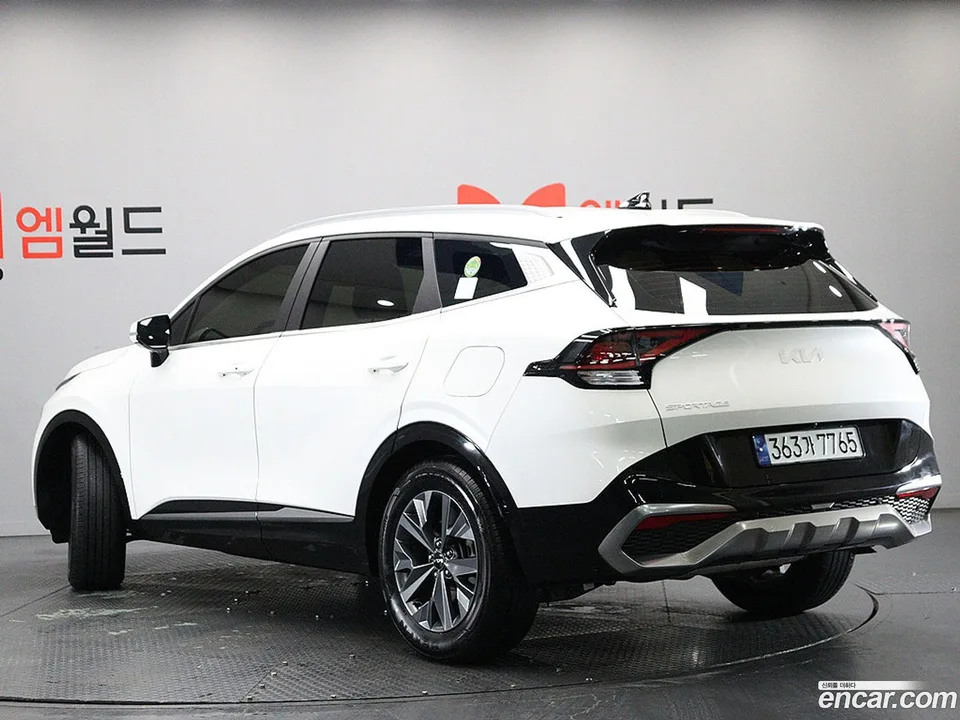 Kia Sportage 1.6 2WD 2022 — миниатюра 4
