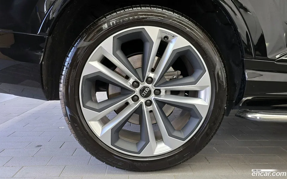 Audi Q7 (4M) 55 TFSI 2023 — миниатюра 5