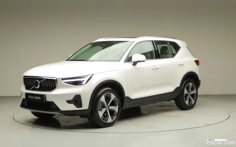 Volvo XC40 2026 купить в Москве