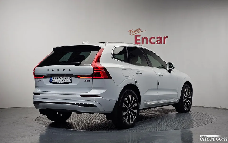 Volvo XC60 B5 2024 — миниатюра 2