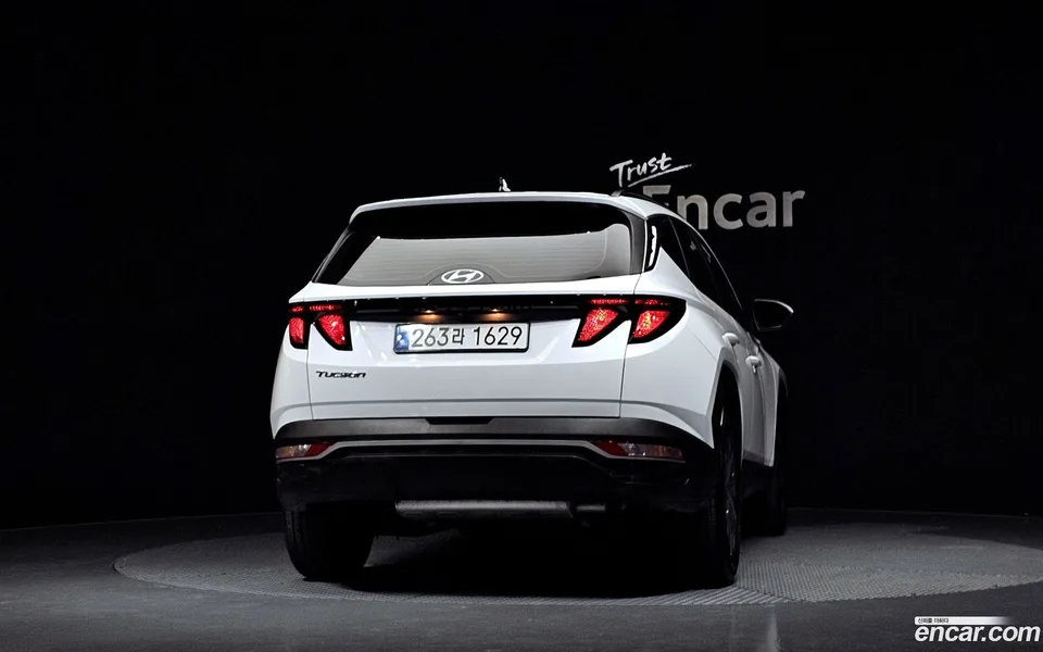 Hyundai Tucson Hybrid 2WD 2023 — миниатюра 4