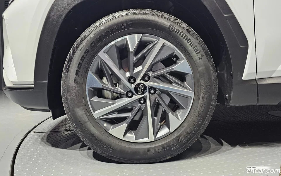 Hyundai Tucson Hybrid 2WD 2023 — миниатюра 5