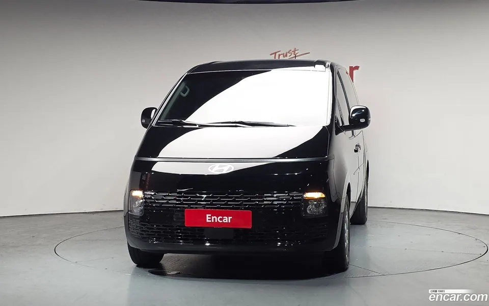 Hyundai Staria HEV 1.6 3 2024 — миниатюра 3