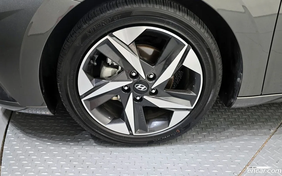 Hyundai Avante 1.6 2022 — миниатюра 5