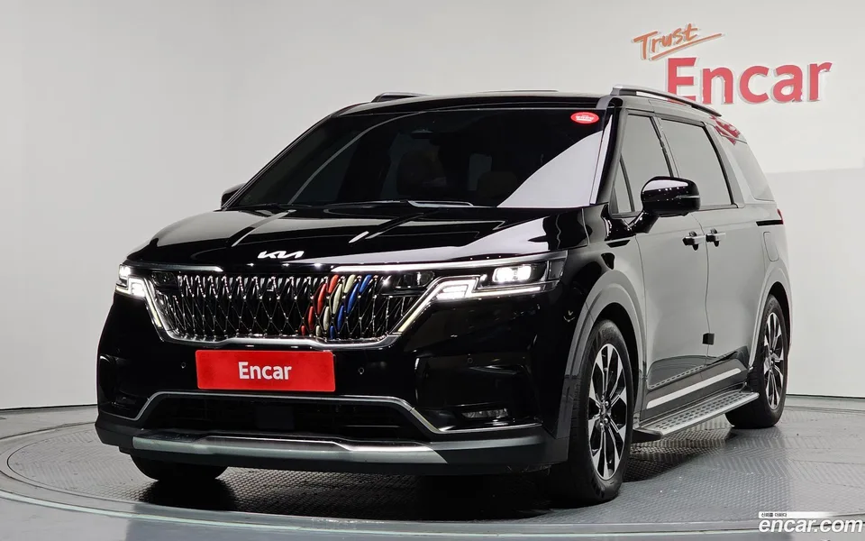Kia Carnival 9 2022 — фото 1, купить с доставкой в Москву