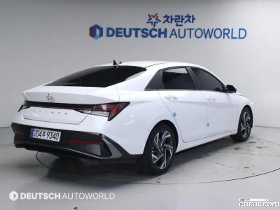 Hyundai Avante CN7 1.6 2024 — миниатюра 2