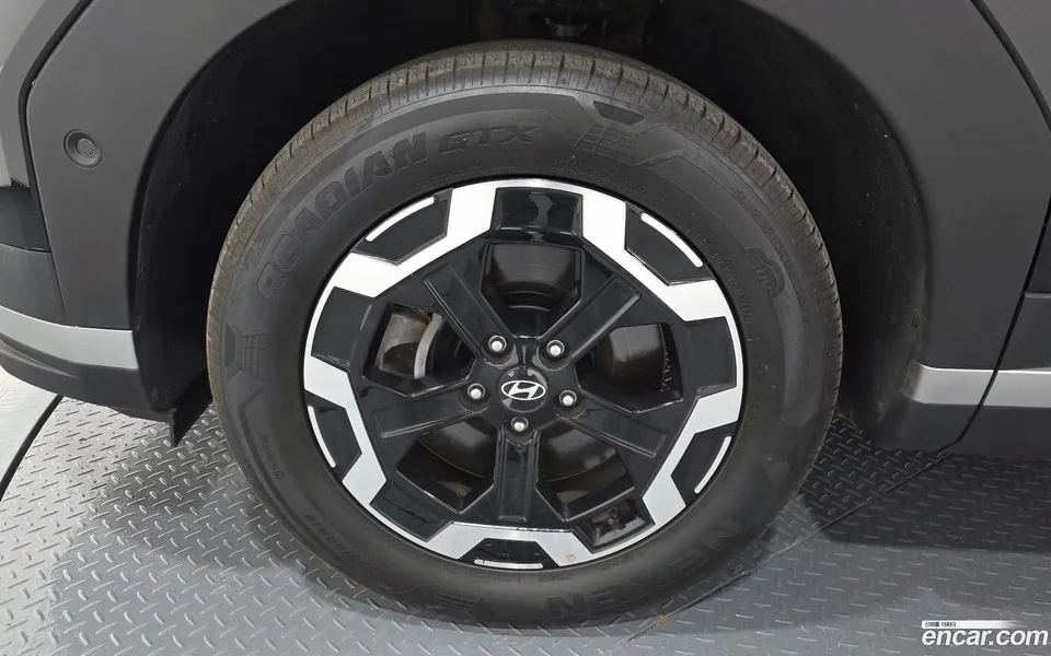 Hyundai SantaFe 2.5T 2WD 2024 — миниатюра 5
