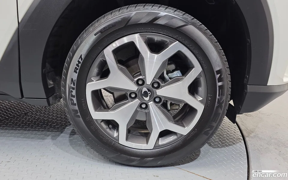 KG Mobility Torres 1.5 2WD 2023 — миниатюра 5
